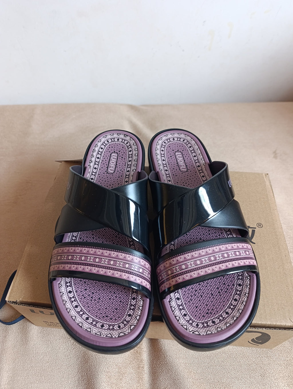 Sandales Femme LUOFU – Noir & Motif Ethnique Mauve