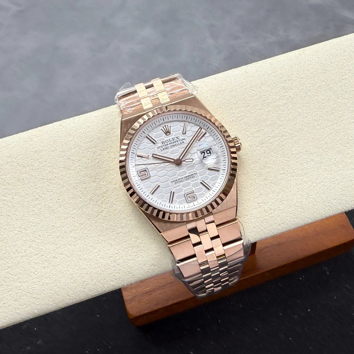 Rolex Land-Dweller